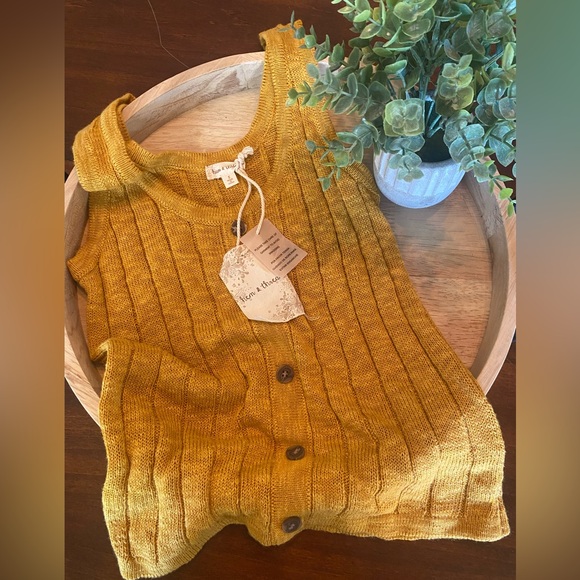 NWT Hem & Thread Sweater Tank Size Small - Picture 2 of 5